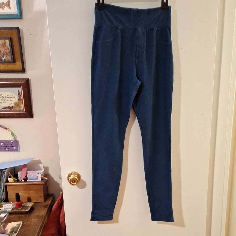 Blue High-Waisted Leggings